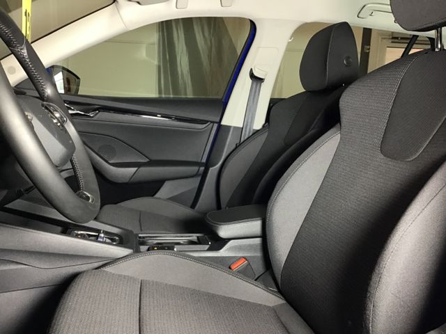 Fahrzeugabbildung Skoda Octavia Ambition 1.0 TSI Combi DSG/LED/Smartlink