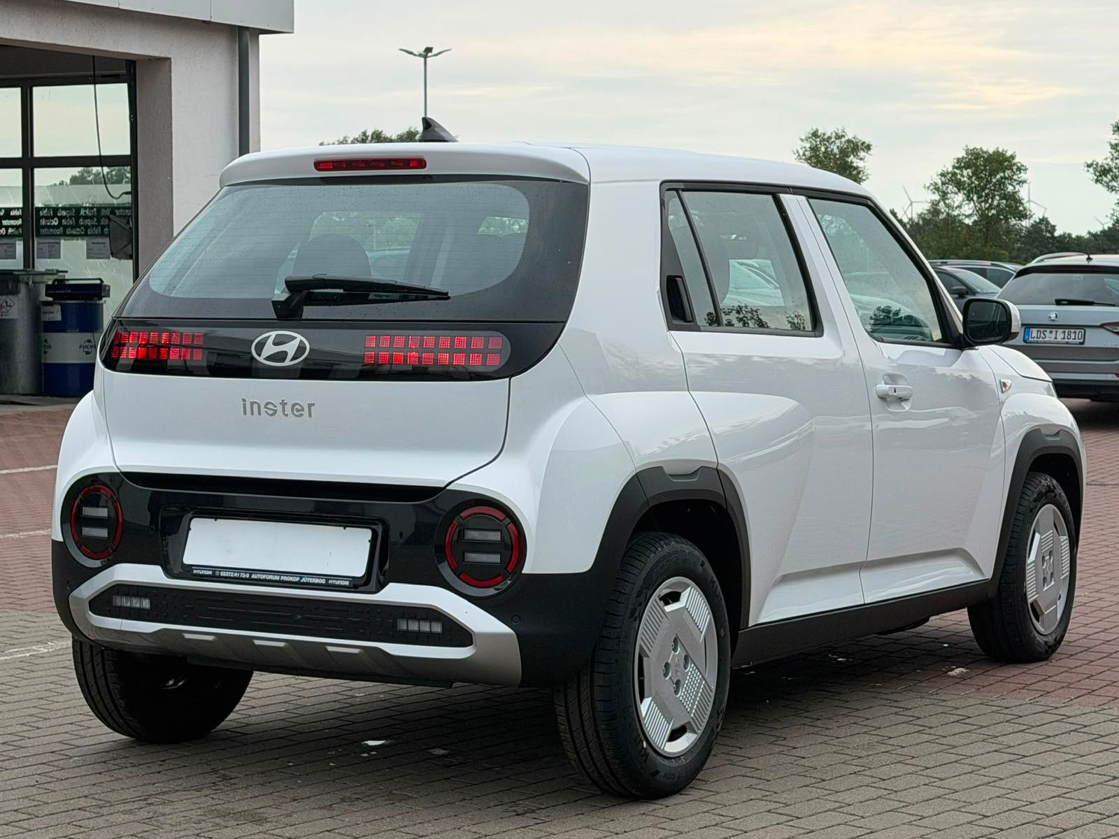 Fahrzeugabbildung Hyundai INSTER Select 85kW *RW370KM*Wärmepumpe*Navi*ACC*