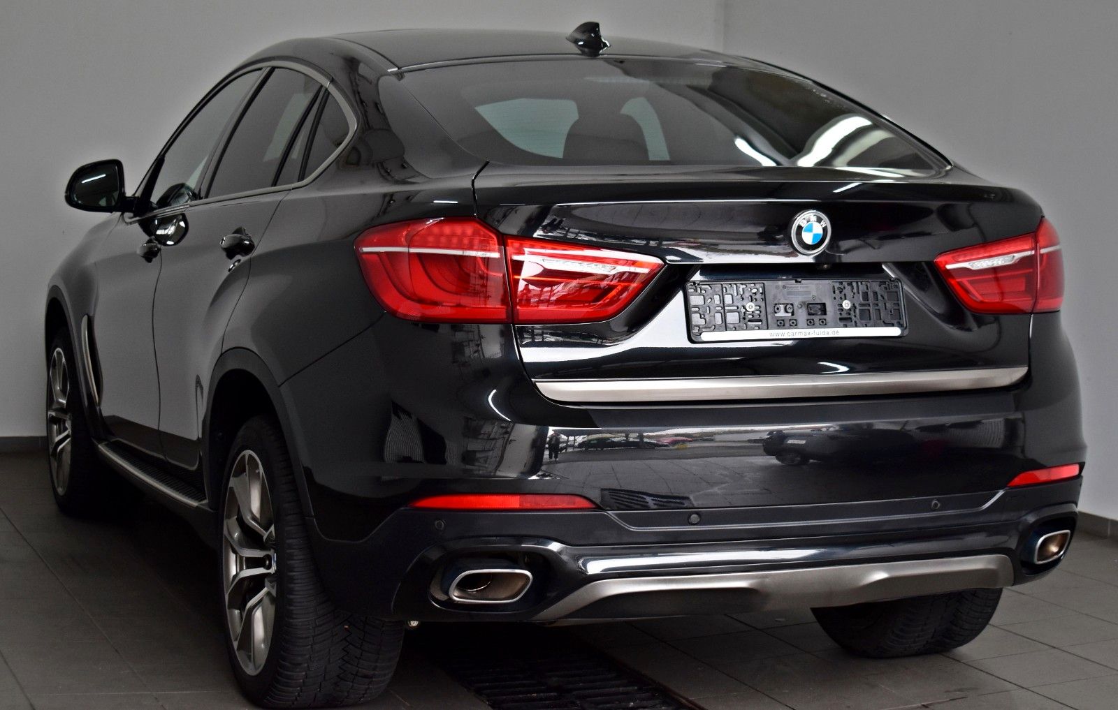 Fahrzeugabbildung BMW X6 xDrive 40d Leder,Navi,LED,SH,SD,Kamera,PDC