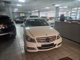 Mercedes-Benz C 180 C -Klasse T-Modell   CGI BlueEfficiency - Mercedes-Benz C-Klasse aus 2011: T Modell
