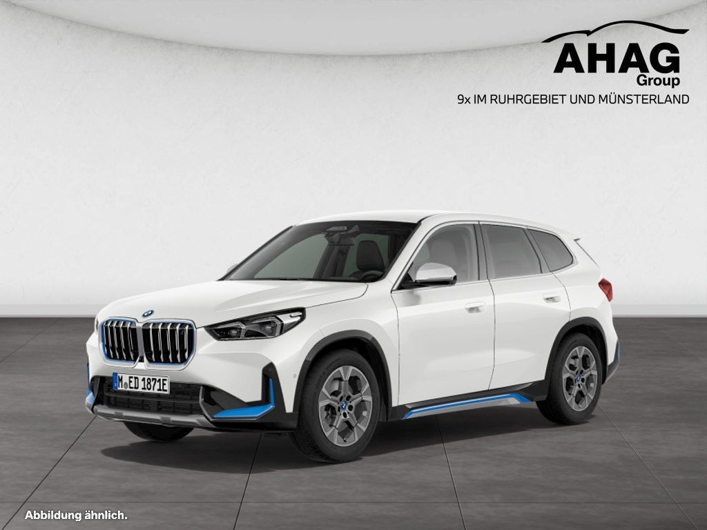 BMW iX1 xDrive30 xLine