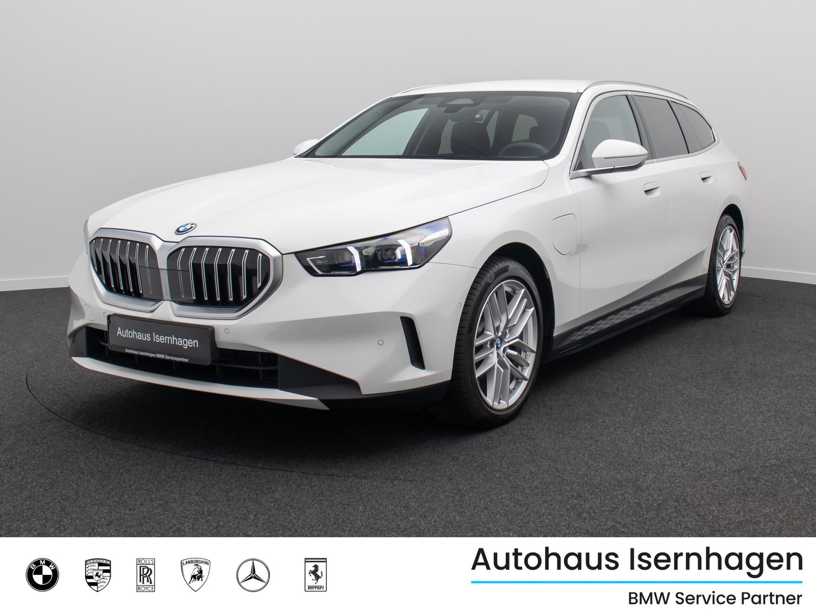 Fahrzeugabbildung BMW 530e Kamera DAB Alarm DigitKey Widscreen 19Zoll