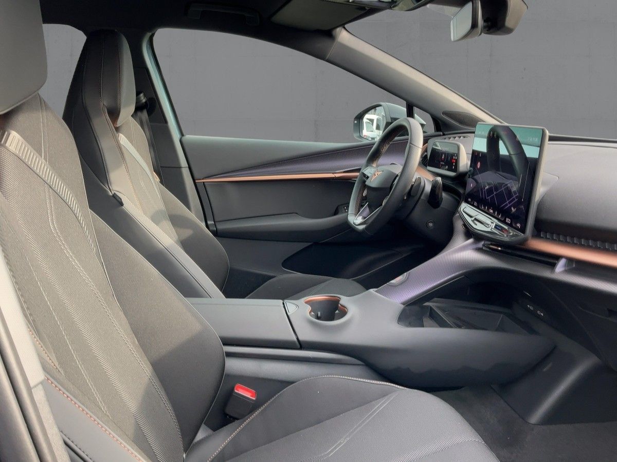 Cupra Tavascan - Bild 12