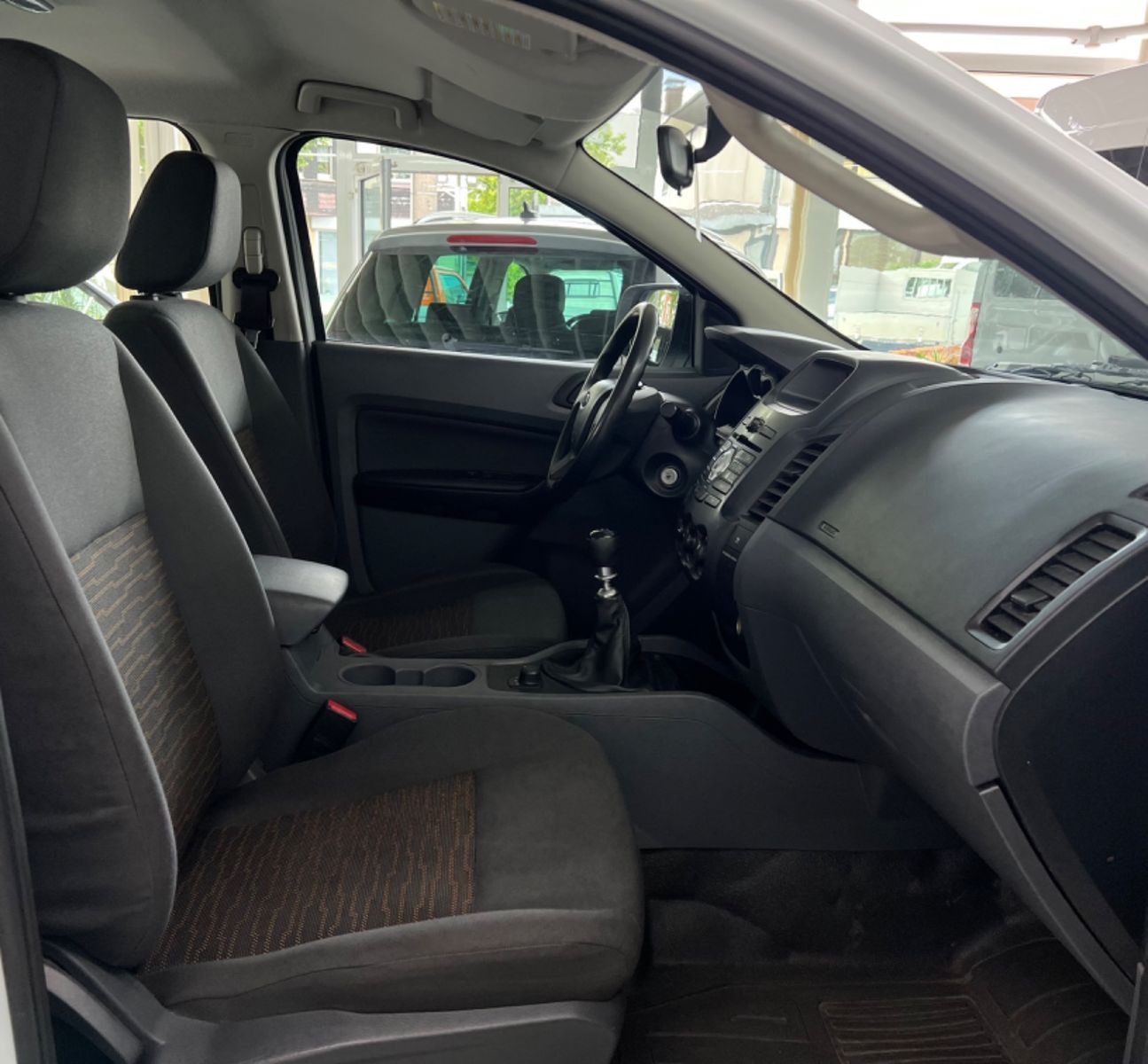 Ford Ranger XL 2,2 TDCi 4x4 AHK 3.5t HU neu foto 12