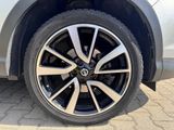 Nissan QASHQAI 1.2 DIG-T 6MT 4x2 Tekna PGD EURO6 FS - Nissan Qashqai mit Benzin-Antrieb: Geländewagen, 1.6
