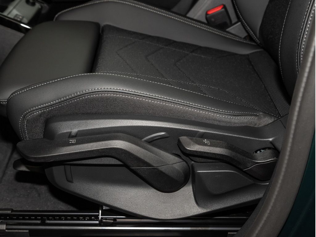 BMW 218 Active Tourer - Bild 32