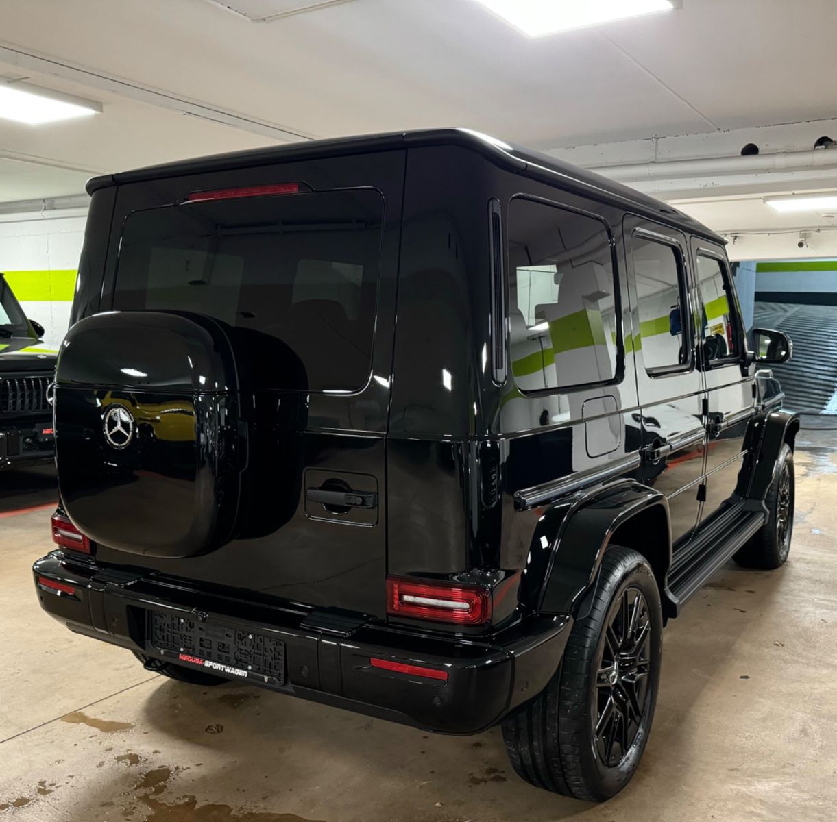 Fahrzeugabbildung Mercedes-Benz G 580 EQ EDITION1 CARBON A22 NIGHTPACK TV25 FULL