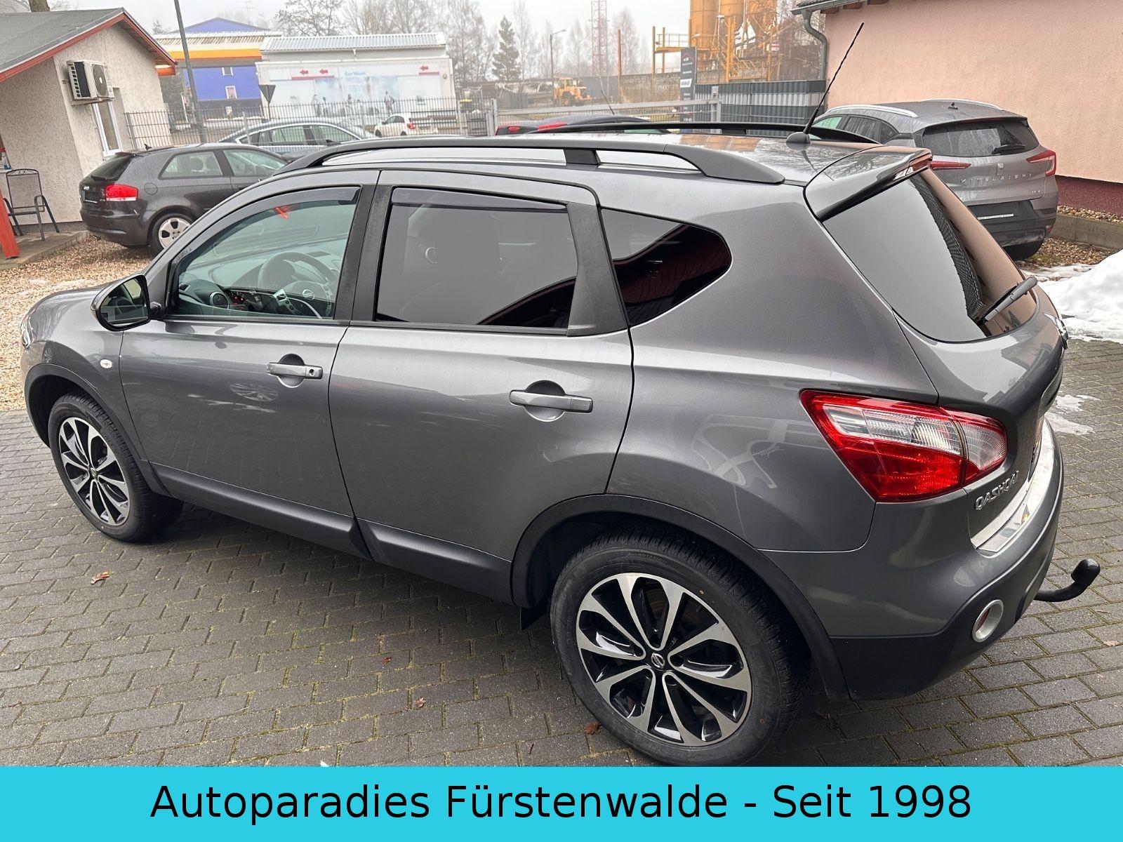 Nissan Qashqai .2.0 Ltr+AHK+Panorama+360°Kamera+NAVI