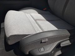 Fahrzeugabbildung Opel Astra L Lim. 5-trg. Elegance 180°beheizb.WSS