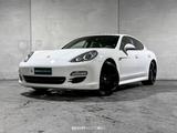 Porsche Panamera 4S 4.8 V8 - Porsche Panamera: Weiß