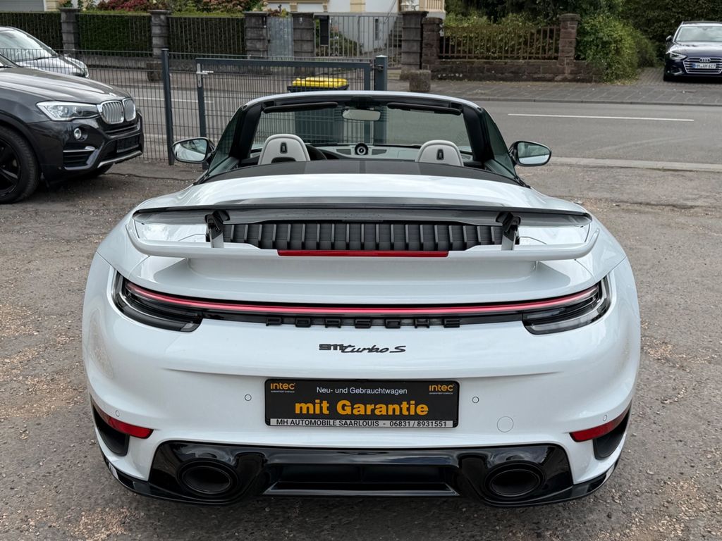 PORSCHE 911 2022