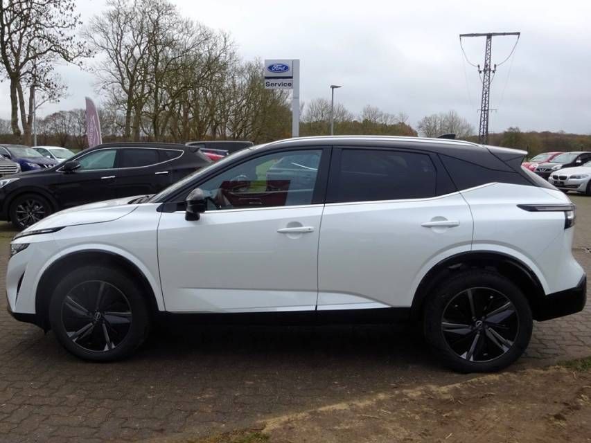 Fahrzeugabbildung Nissan Qashqai 1.3 DIG-T MHEV Automatik Tekna  AHK ALW