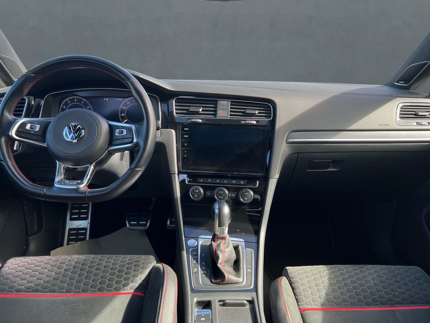 Golf GTI VII Performance AD El. Panodach Navi Di