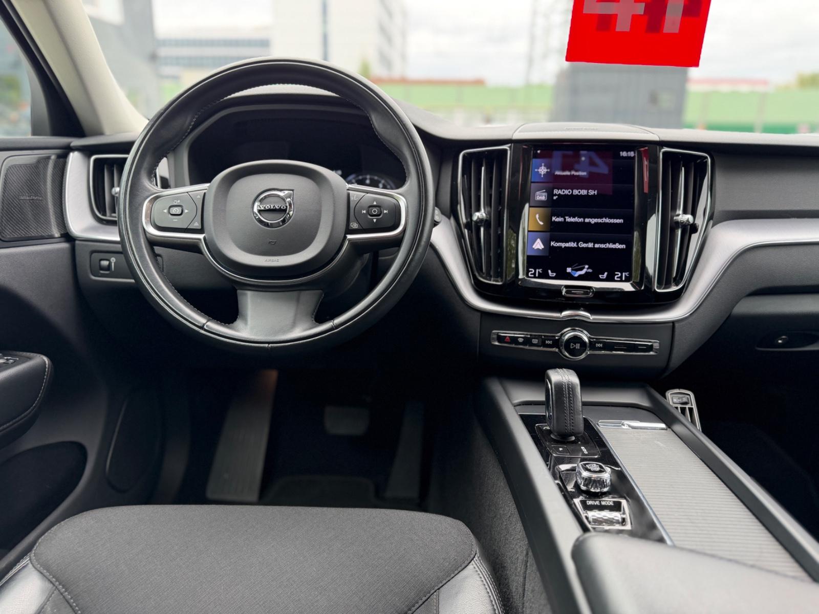 Volvo XC 60  Momentum Pro AWD*H&K*ACC*LED*AHK*
