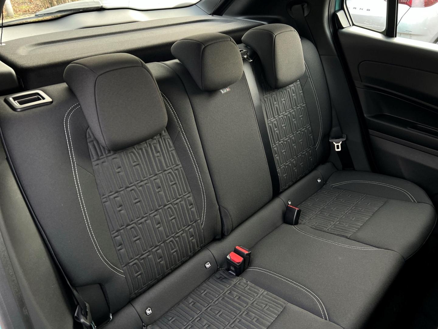 Fiat 600 1.2 Hybrid Business Edition Navi LED Kamera 