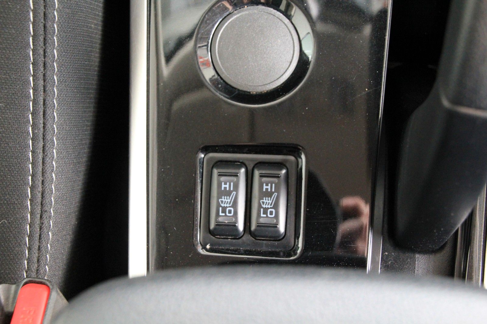 Fahrzeugabbildung Mitsubishi Outlander Edition 100 2WD