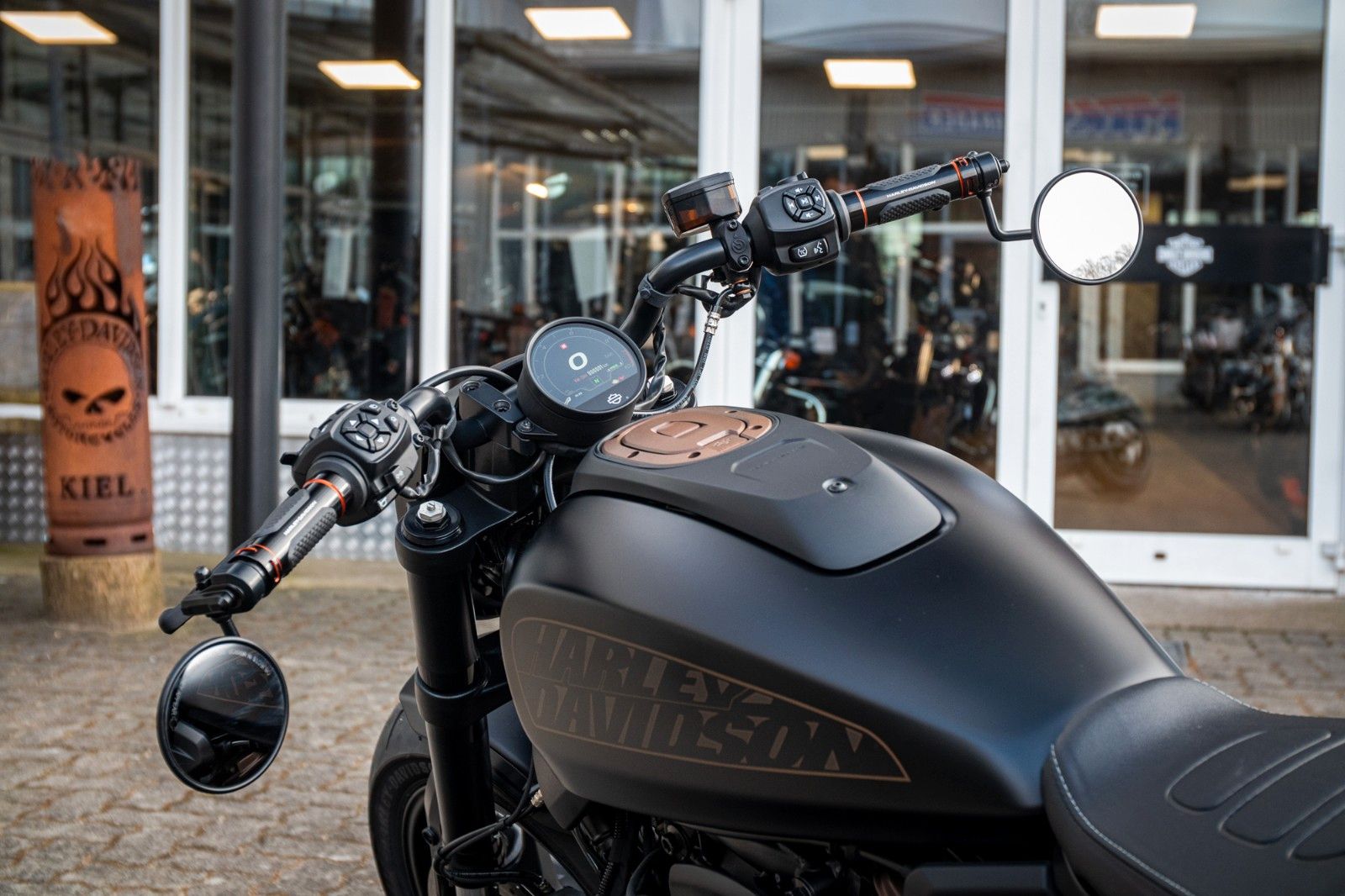 Fahrzeugabbildung Harley-Davidson SPORTSTER S RH1250S HD-Kiel 240er-Umbau