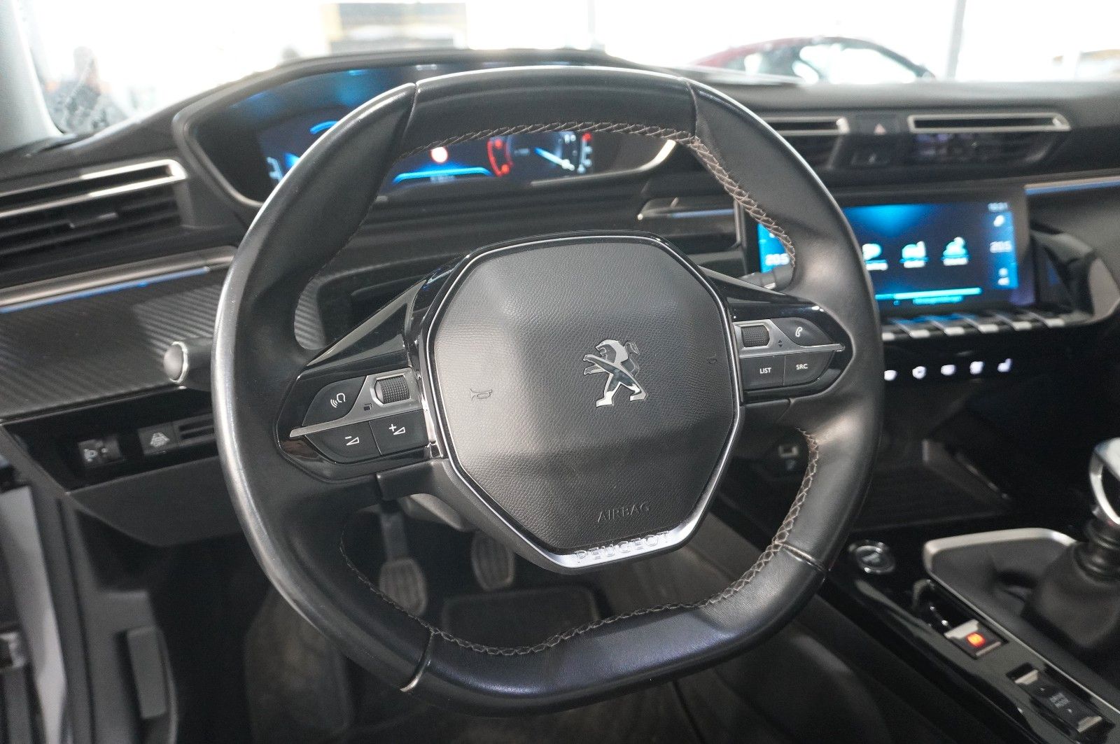 Fahrzeugabbildung Peugeot 508 LIM 1.5D ALLURE NAVI/LED/KAMERA/SHZ/VIRTU.