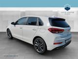 Hyundai i30 FL 1.5 T-GDI Advantage DynLicht*Kam.*KlimaA - Hyundai i30 Gebrauchtwagen in Leipzig