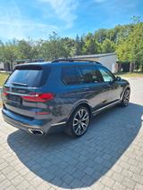 BMW X7 M50 M50i - - BMW X7 M50 aus 2020