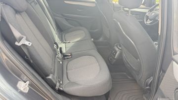 BMW 218 - 11