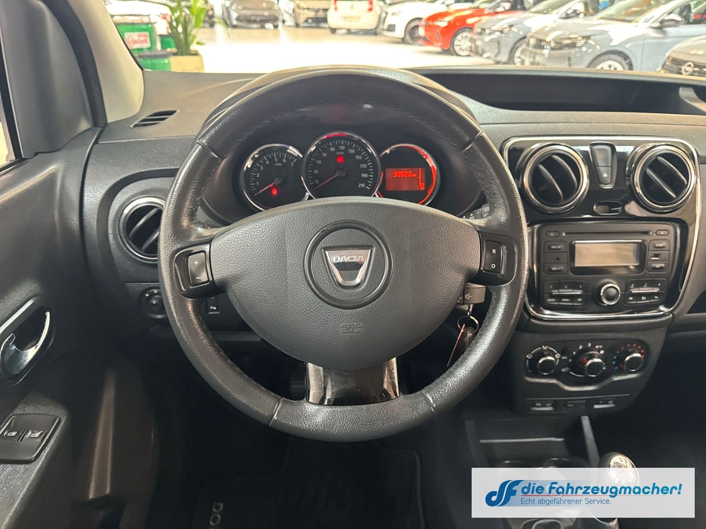 Fahrzeugabbildung Dacia Dokker Celebration ACC Apple CarPlay Android Aut