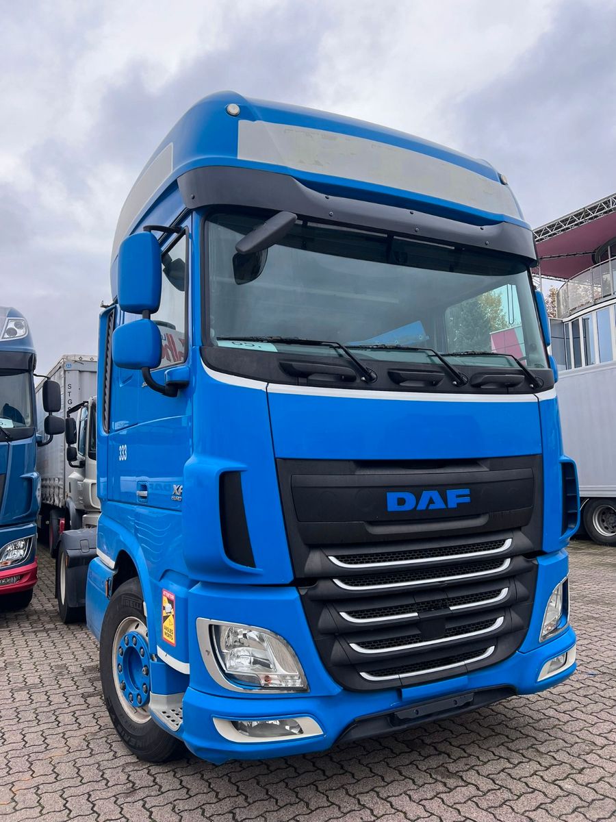 Fahrzeugabbildung DAF XF 440 FT SSC, Retarder