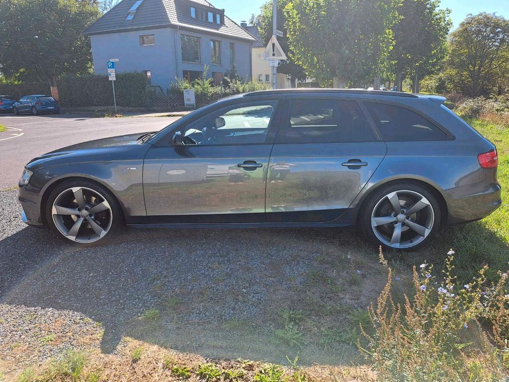 Image of Audi A4