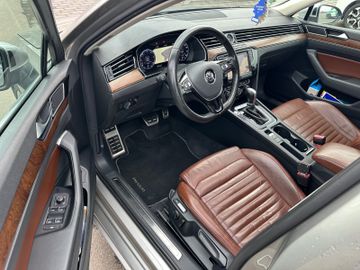 Volkswagen Passat Variant - 12