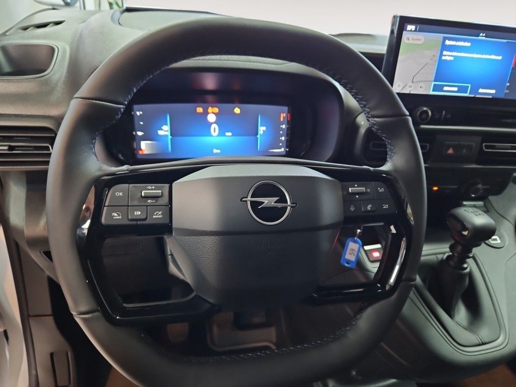 Fahrzeugabbildung Opel Combo Cargo 1.5 D Navi, RFK, SHZ, Holzb.