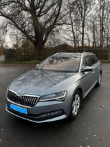 Skoda Superb 2.0 TDI SCR 140kW DSG PREMIUM EDIT CO... - Skoda Superb: 140