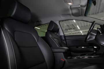 Bild 20 Kia Sportage 1,6 T-GDi Black Ed. 4WD AHK Navi Leder