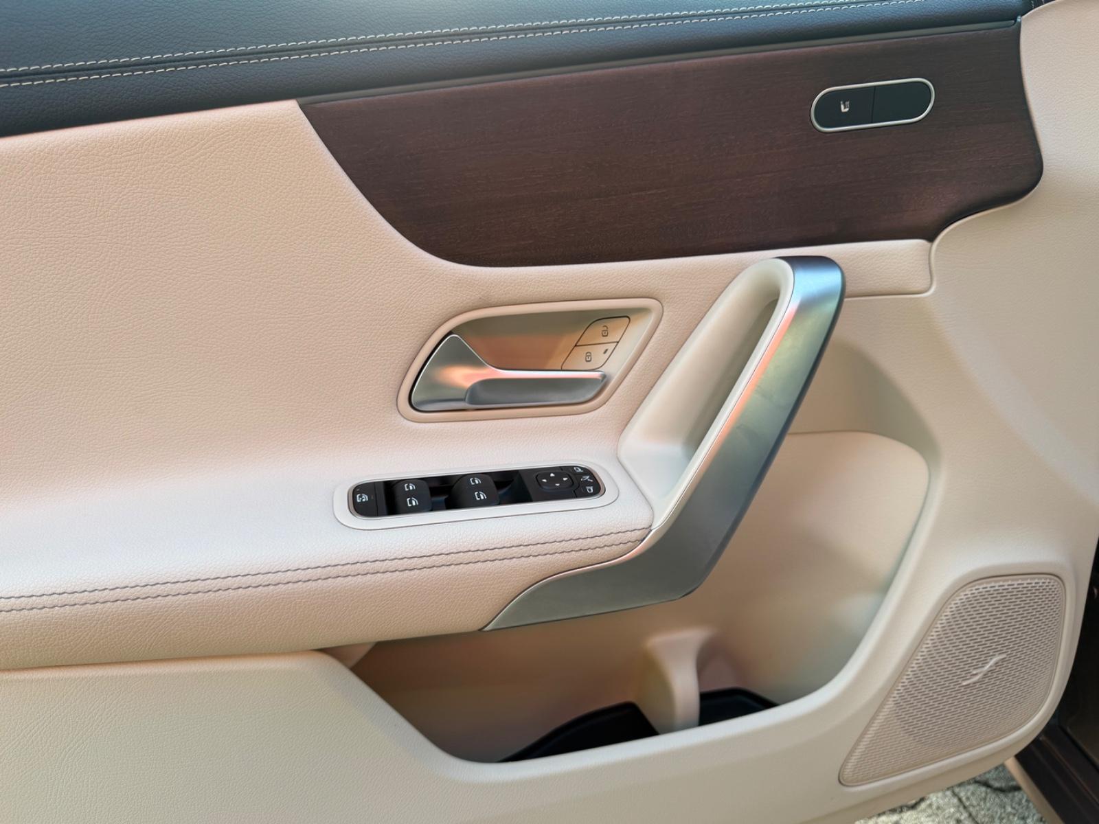 Mercedes-Benz CLA 220*RFK*Navi*Led* Sonderausst, миниатюра 13