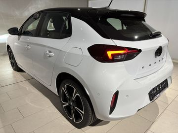 Fotografie 11 des Opel Corsa 1.2 Direct Injection Turbo GS