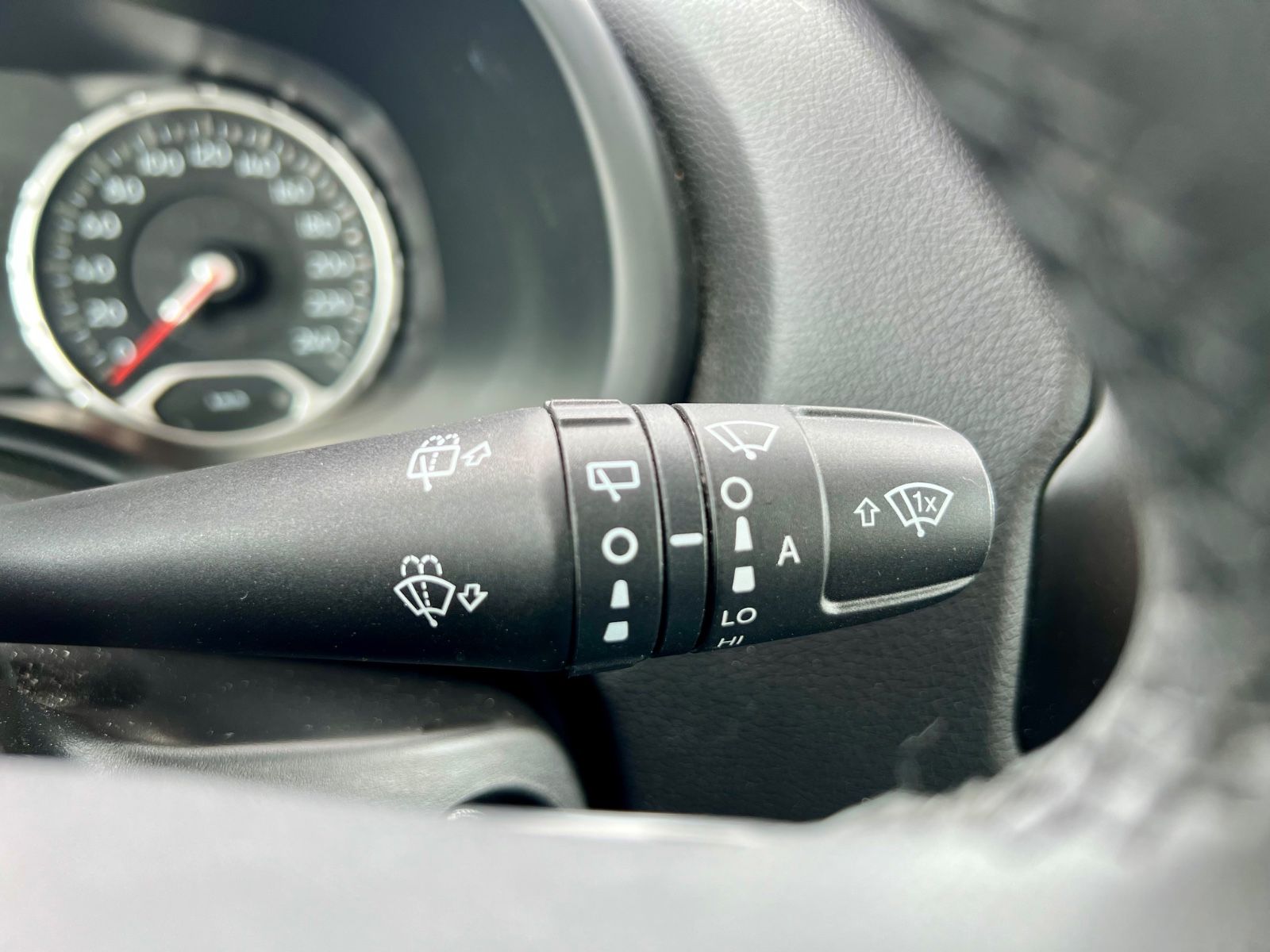JEEP Renegade Night Eagle AAC DAB GZJR NSW CARPLAY