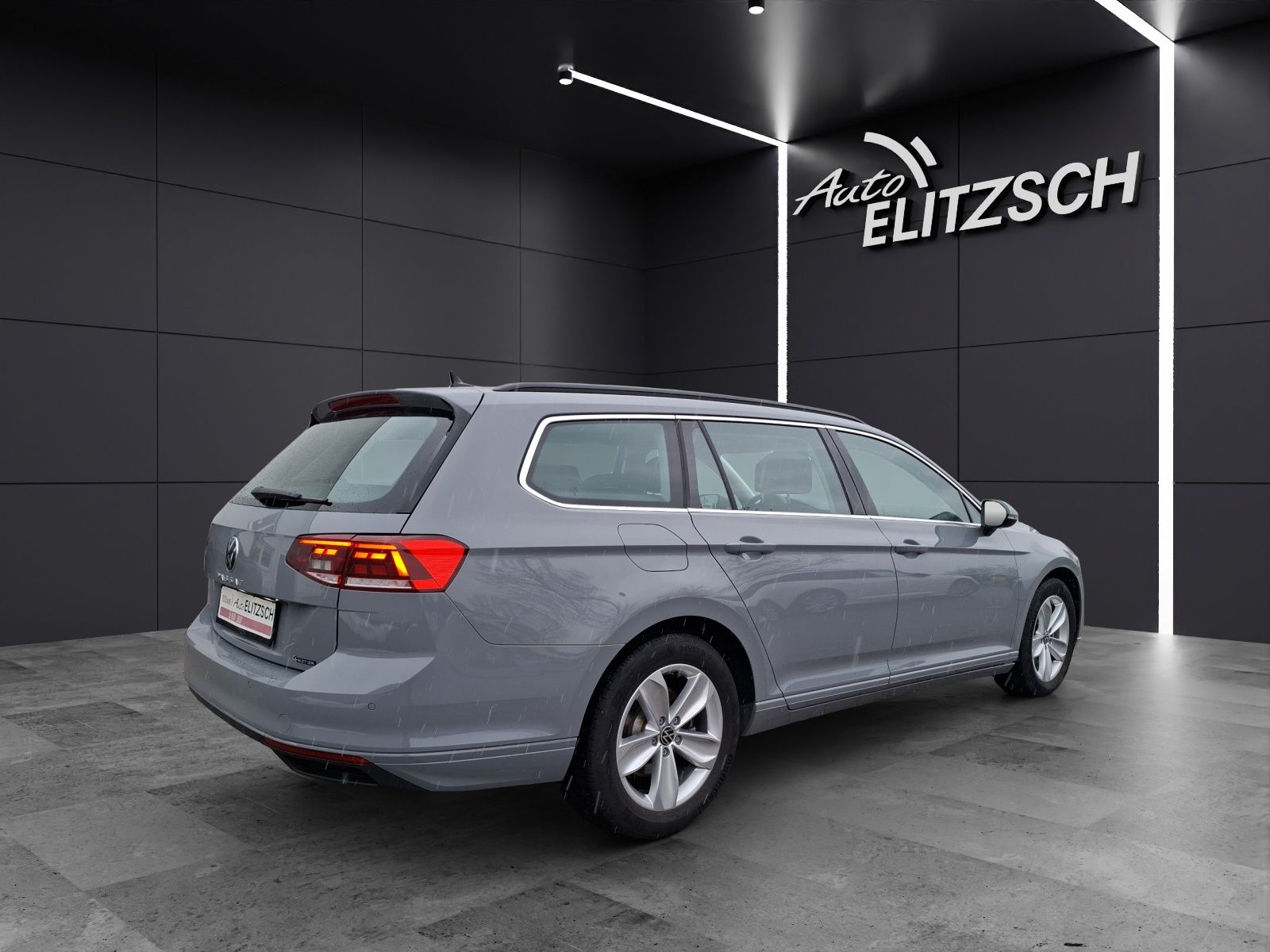 Fahrzeugabbildung Volkswagen Passat Variant TDI Business DSG 4M LED Navi ACC
