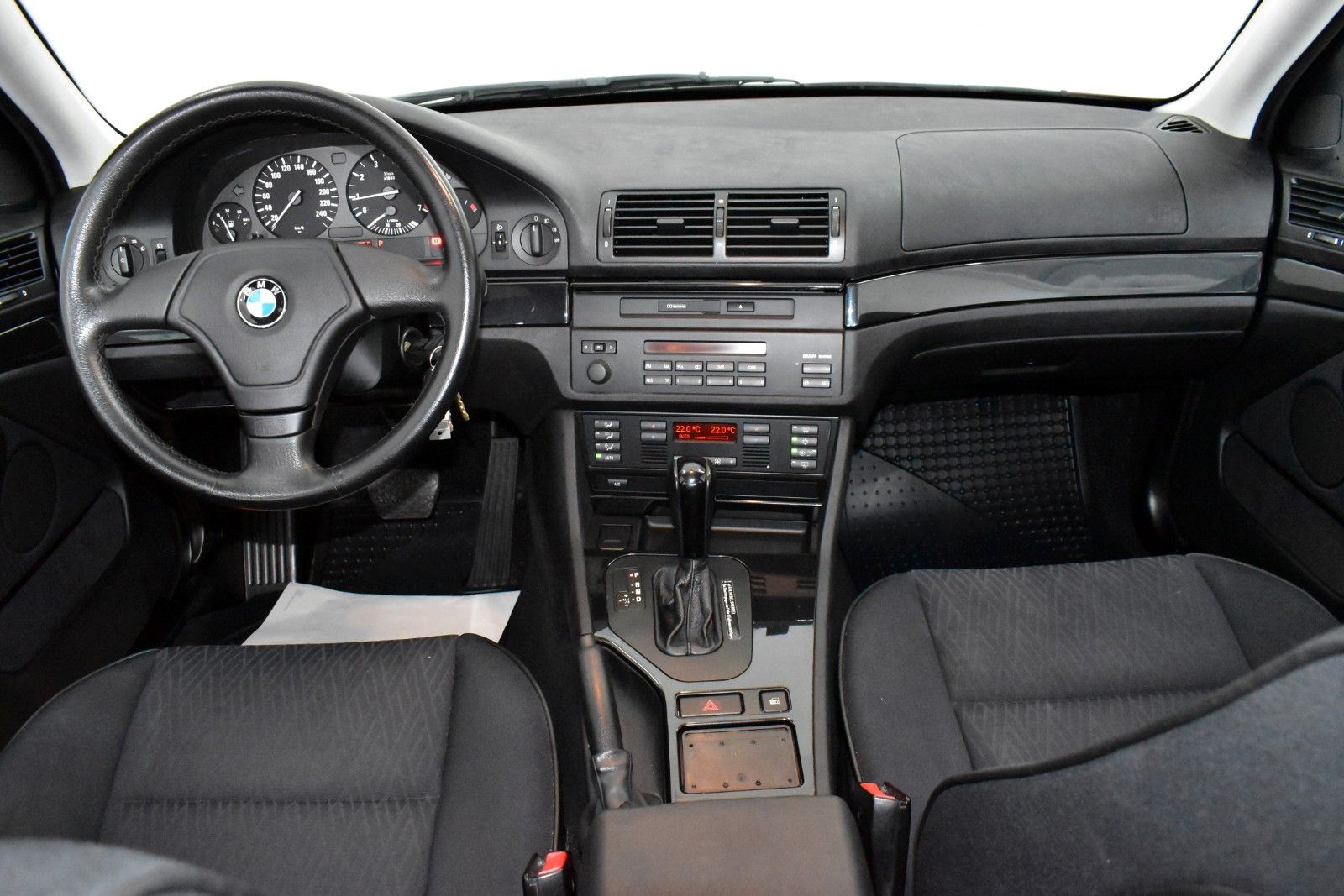 Fahrzeugabbildung BMW 523 iA,E39 Facelift,Klimaaut.,PDC,1A Zustand