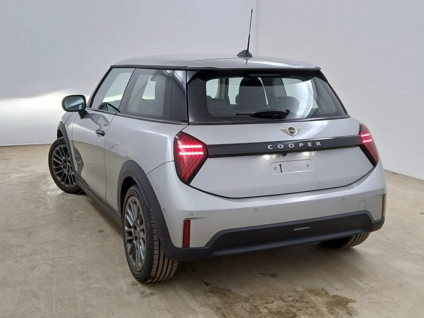 Fahrzeugabbildung MINI Cooper C Ambiente 2-Zonen LED Temp. SitzH.