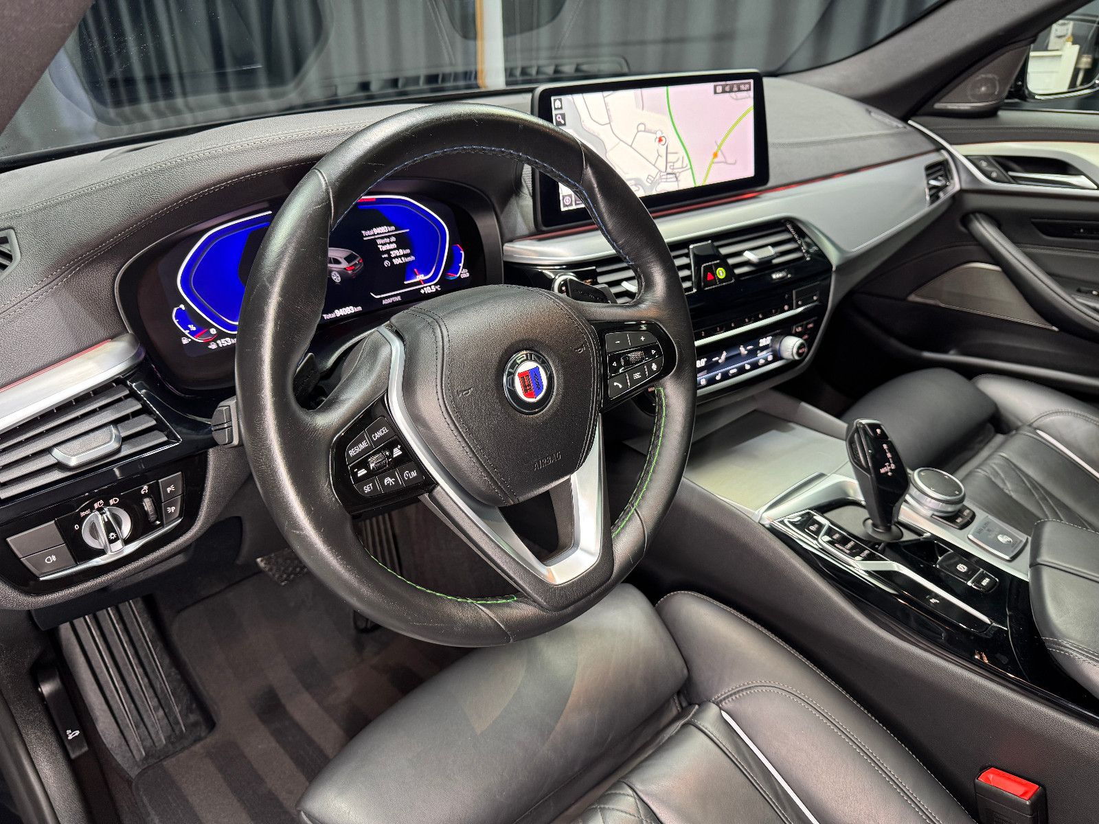 Fahrzeugabbildung ALPINA B5 4.4 Touring|LASER|PANO|HEAD-UP|VOLL
