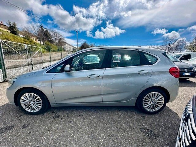 BMW Bmw Serie2 216d Active Tourer Luxury