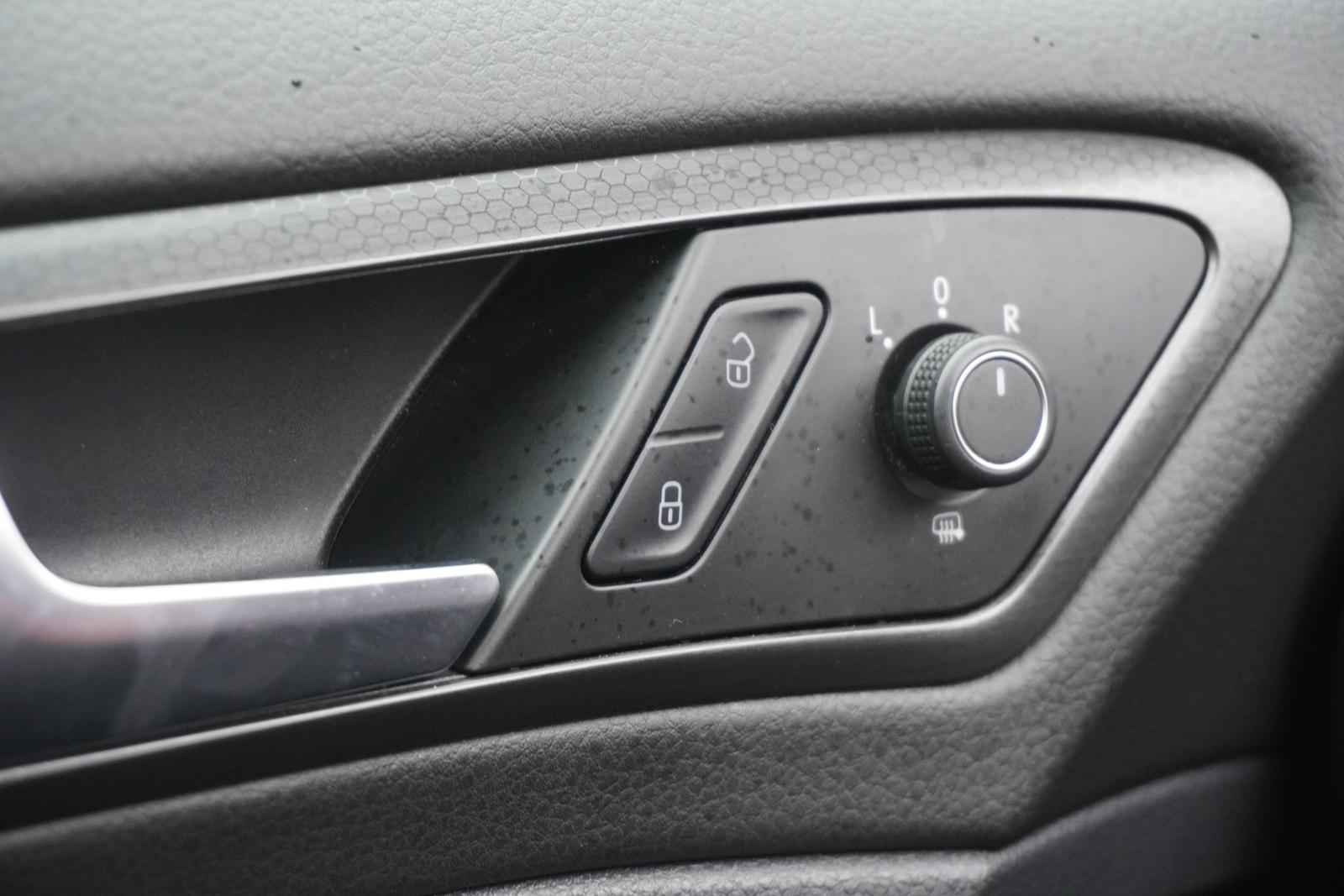 Volkswagen Golf VII 2.0 GTI Performance Navi Dynaudio ACC