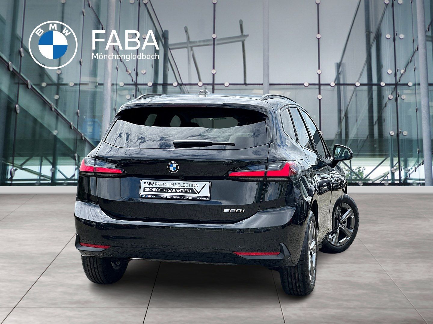 BMW 220 Active Tourer - Bild 2