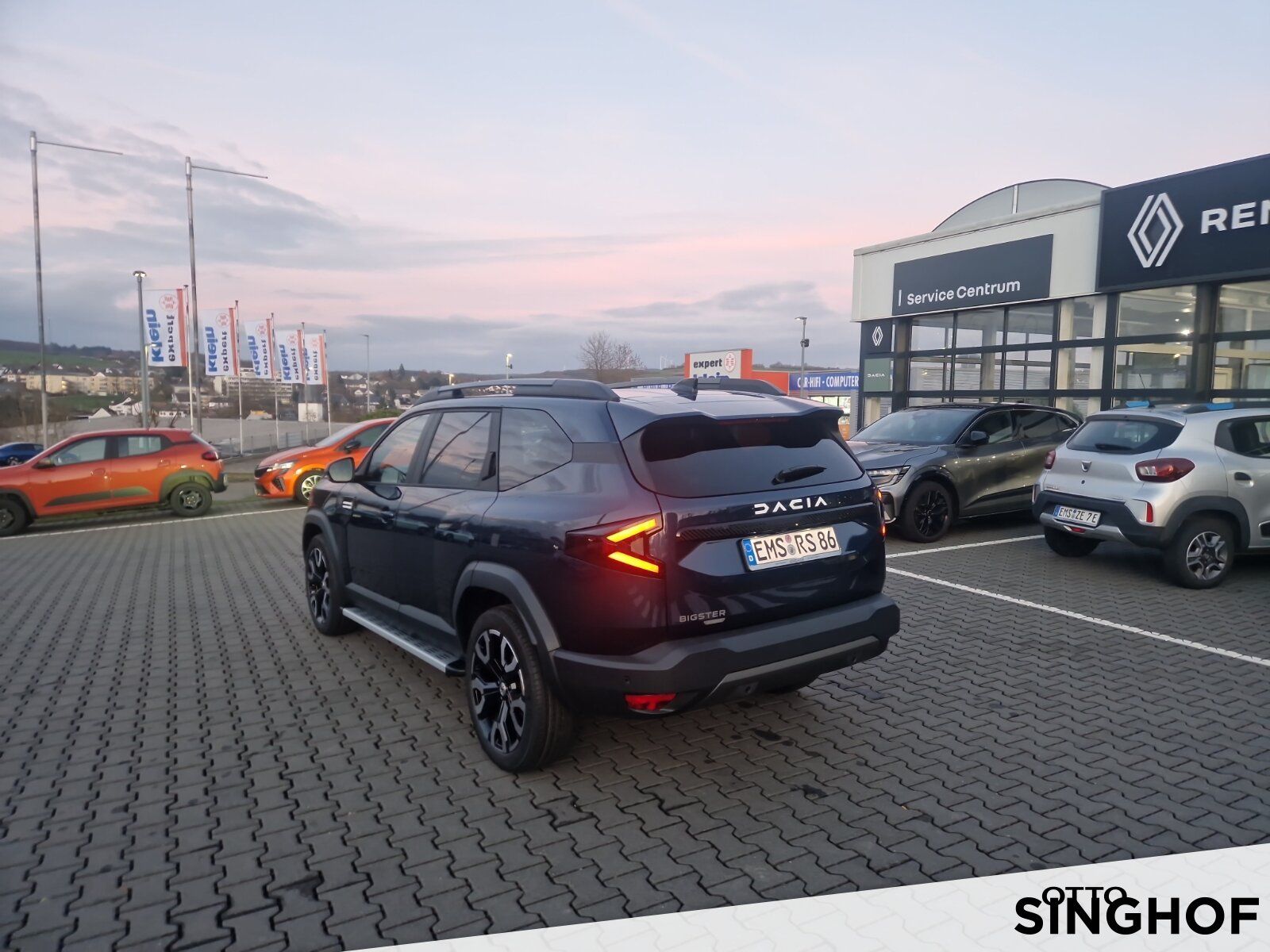 Fahrzeugabbildung Dacia Bigster Journey hybrid 155