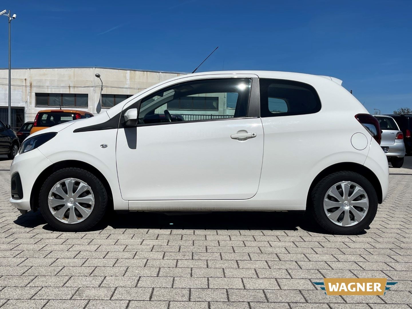 Fahrzeugabbildung Peugeot 108 Active Klimaanlage Isofix Radio