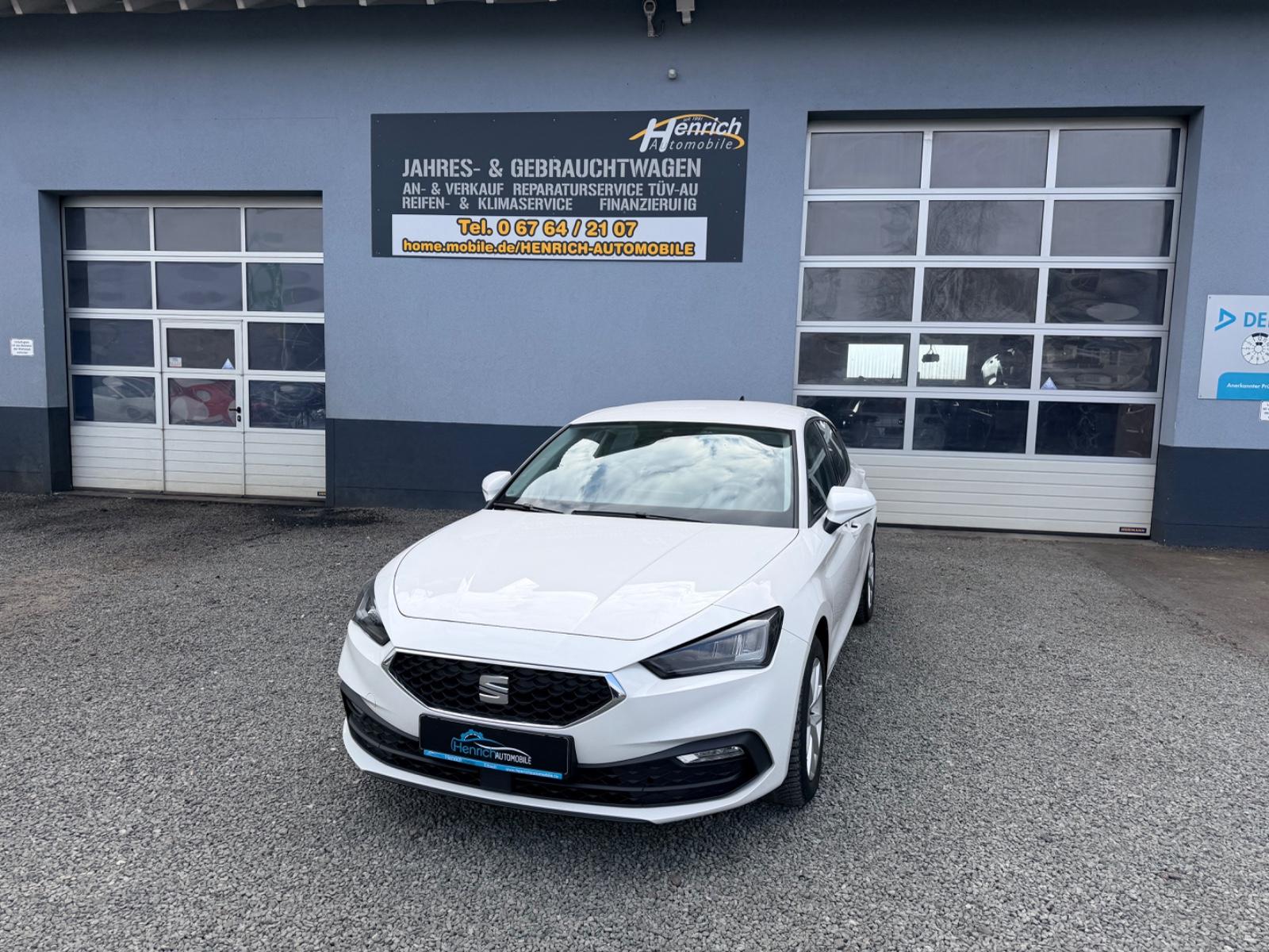 Seat Leon Style Virtual Navi Cam GRA PDC LED SHZ Alu