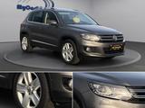 Volkswagen Tiguan 4MotionI Autom.ILederINaviIAHKIGarantie - Volkswagen Tiguan: Automatik