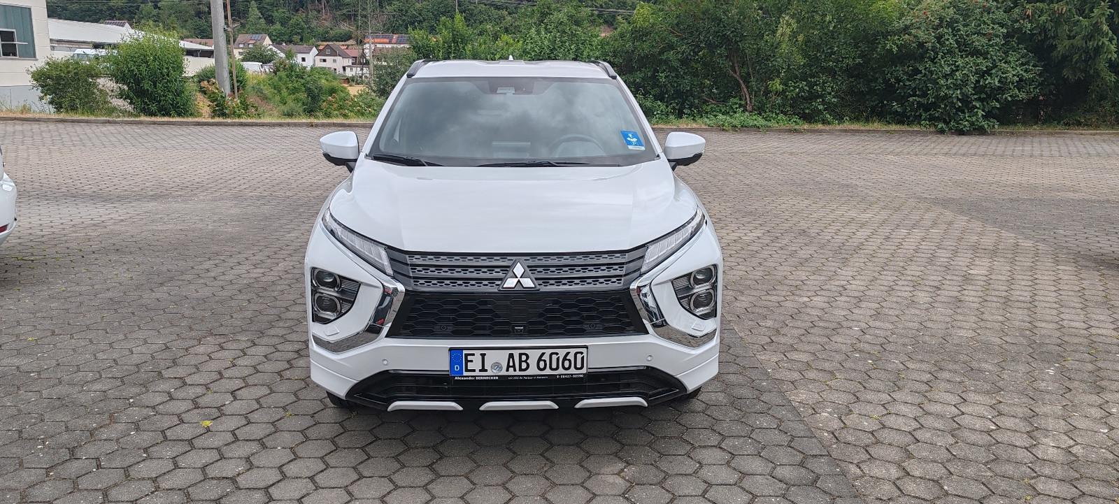Mitsubishi Eclipse Cross Plus Select Hybrid 4WD
