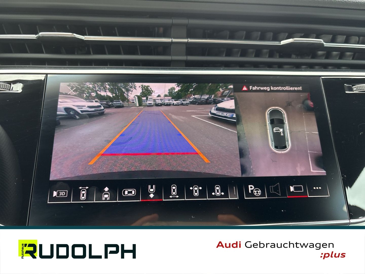 Audi SQ8 - Bild 14