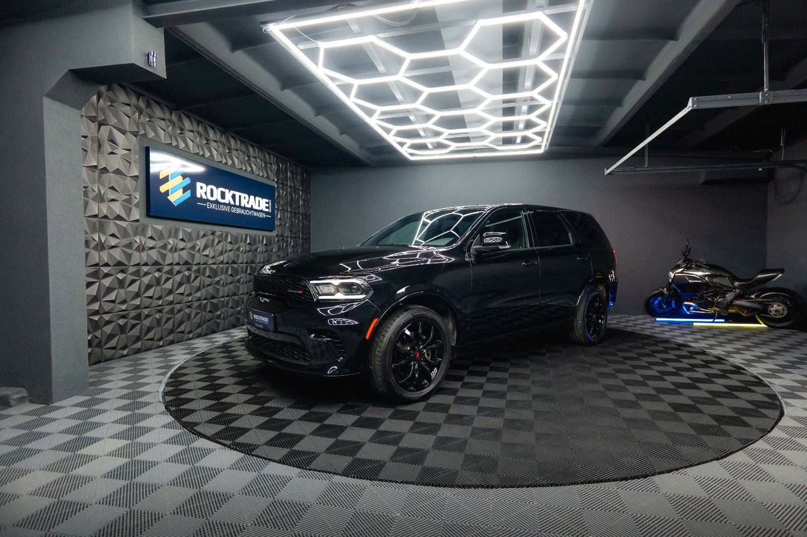 Fahrzeugabbildung Dodge Durango 3.6 V6 GT 4x4 SRT Night-Paket Modell 22