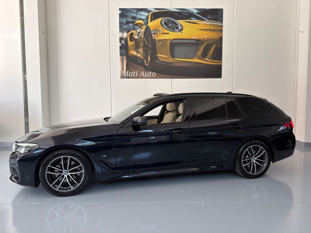 BMW Bmw 520 520d 48V xDrive Touring Msport 190cv TET imagem 2